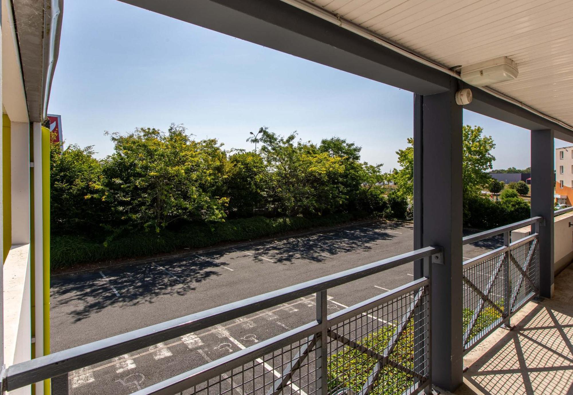 B&B Hotel Chateauroux Aeroport Deols Ngoại thất bức ảnh